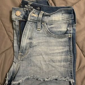 Hollister jean shorts